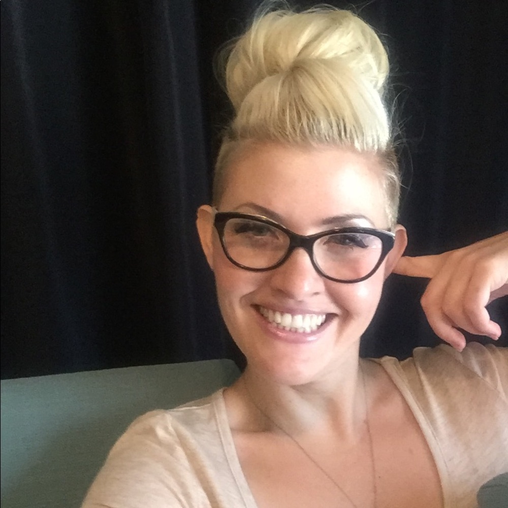 Meet your Posher, Krystal